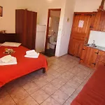 Andromahi Apartment Lefokastro